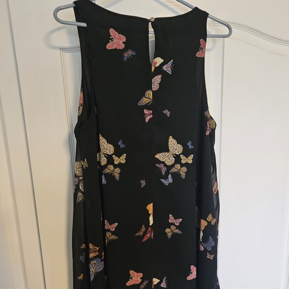 Butterfly Print Black Dress - Picture 3 of 4